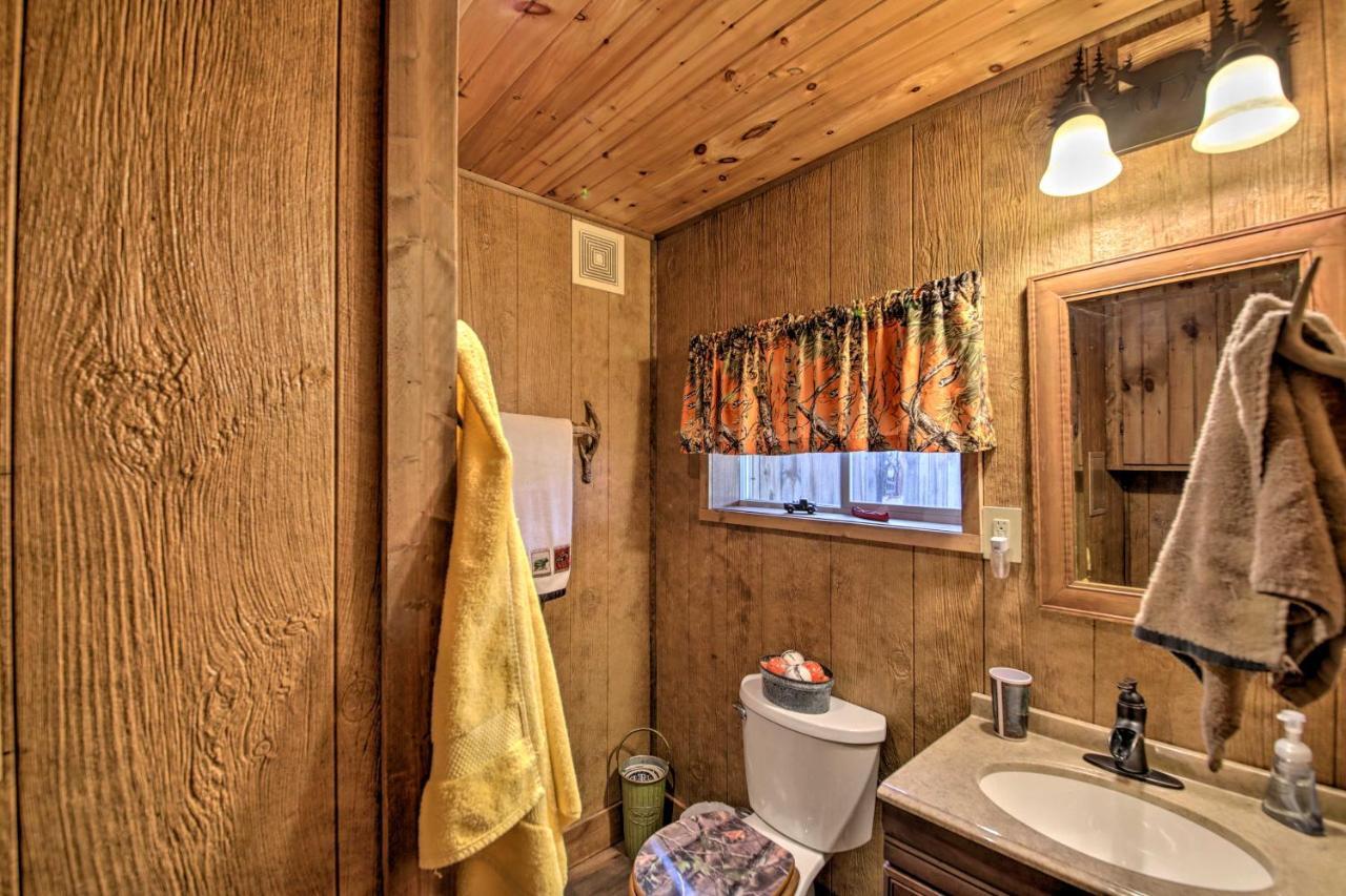 The Bovard Lodge Rustic Cabin Near Ohio River! Florence エクステリア 写真