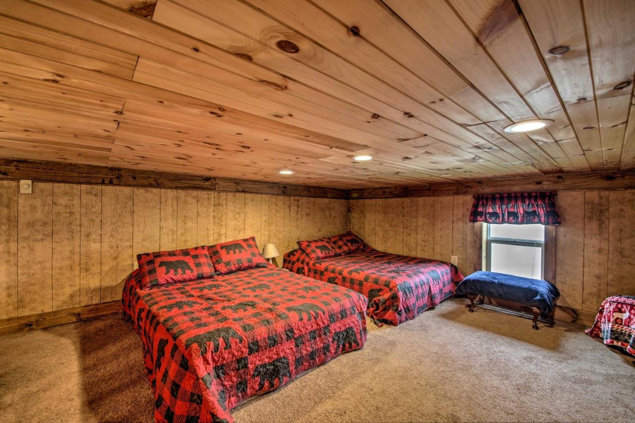 The Bovard Lodge Rustic Cabin Near Ohio River! Florence エクステリア 写真